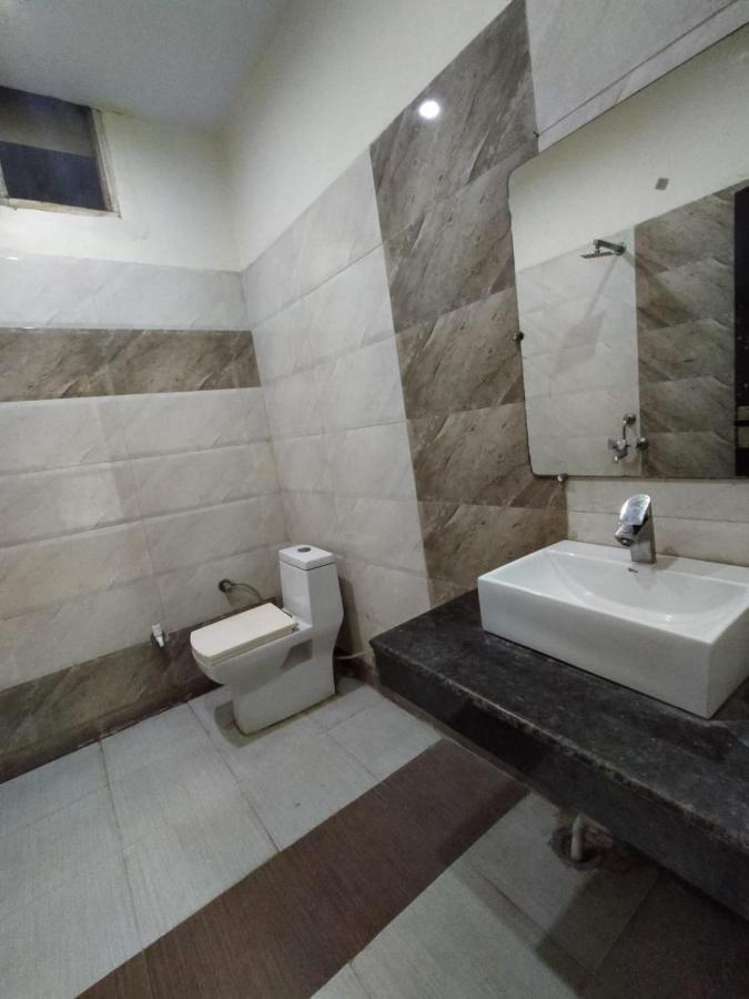 Hotel Prakash Regency Hapur 外观 照片